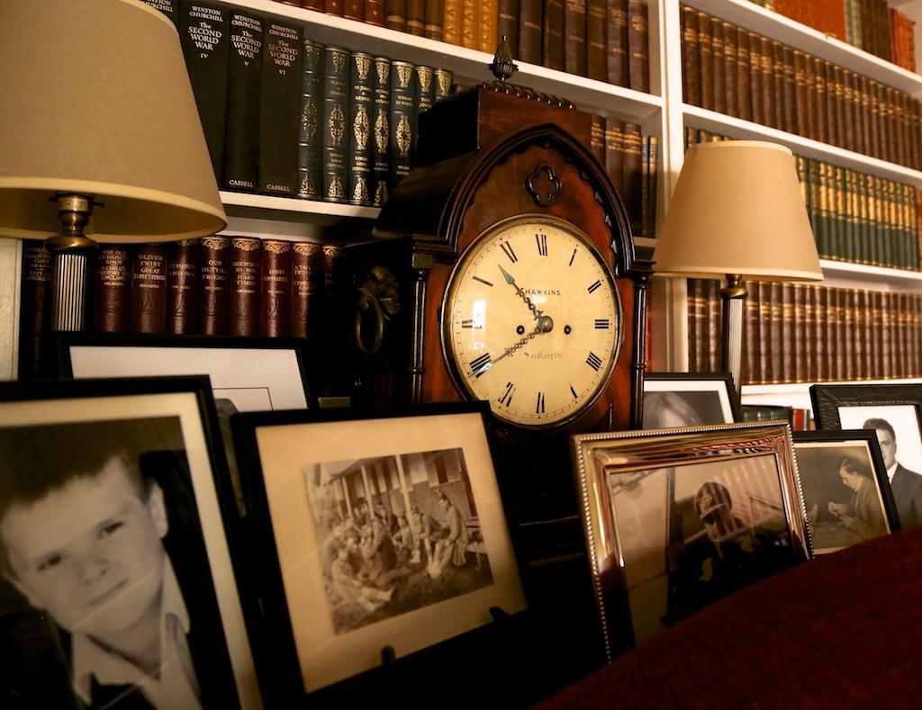 איירונברידג' The Library House B&B מראה חיצוני תמונה